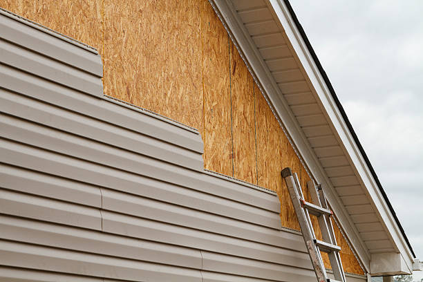24/7 Emergency Siding Repair experts in Conover, NC